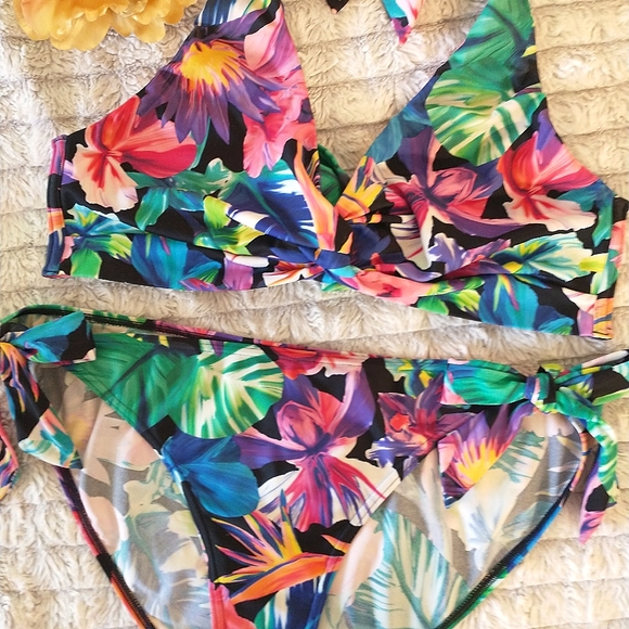 FigLeaves Other - ~~🌺Floral Bikini👙~~
